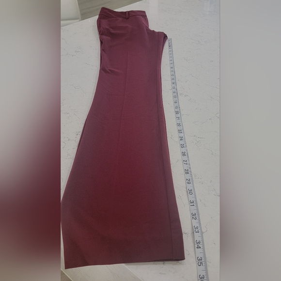 New York & Company x Seven Ave red modern fit pants size 2 Tall - Picture 9 of 9